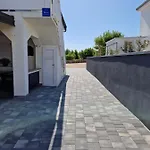 Apartament Deak
