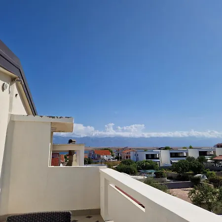 Deak Apartament Vir